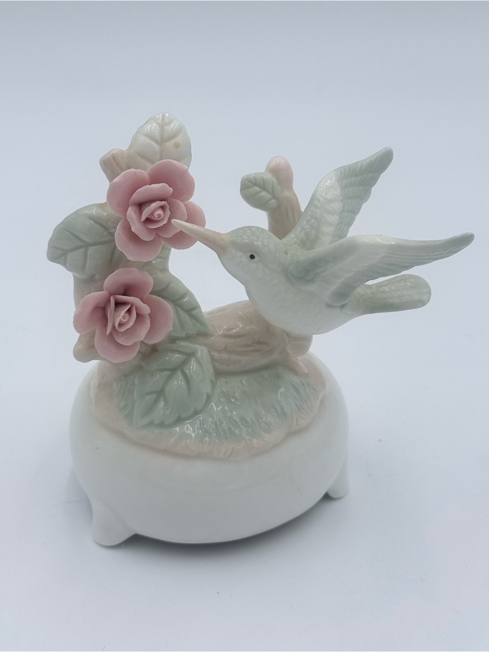 VTG San Francisco Music Box Humming Bird Porcelain Musical Figurine